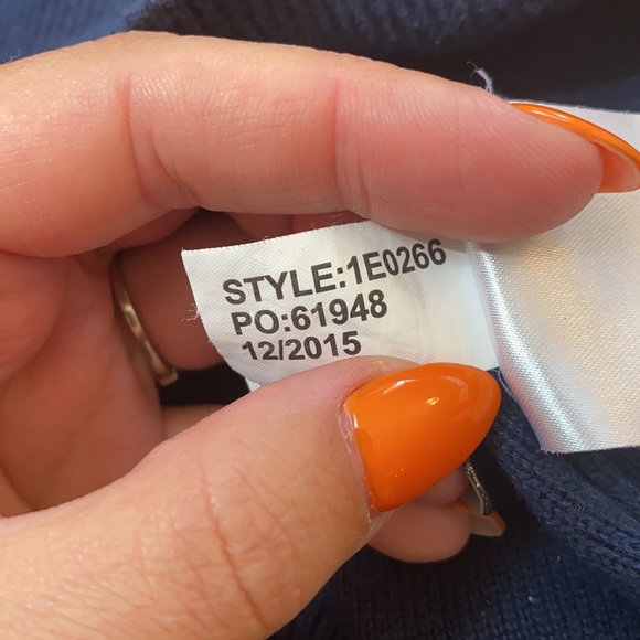 Vineyard Vines 1/3 Zip Pullover Sweater - Picture 3 of 3